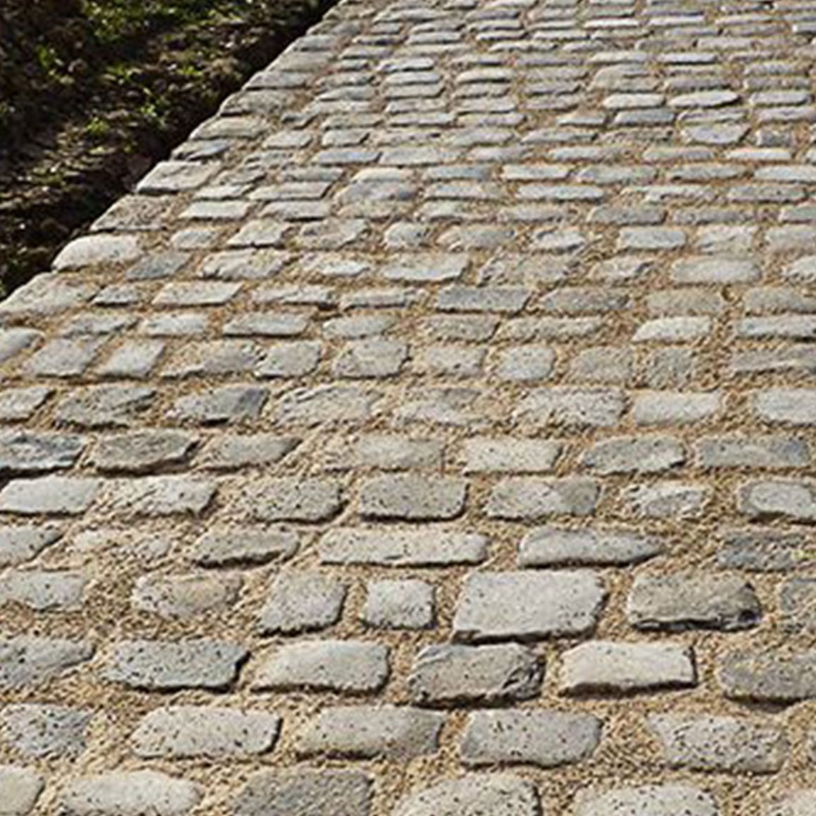 Pavé granit ancien - Galets Granulats &Cie GGC